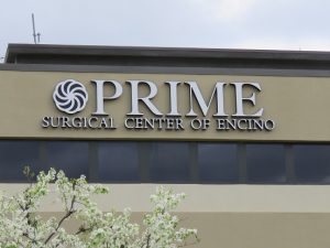 Read more about the article Hospital Sign for Prime Surgical in Encino