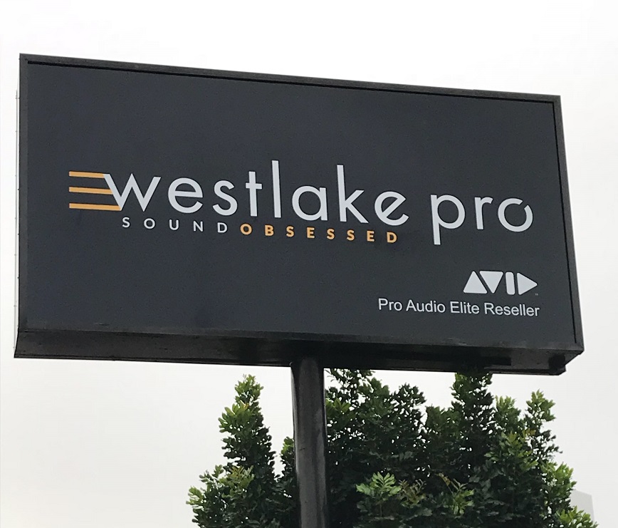 You are currently viewing Pole Sign for Westlake Pro Audio, Universal City