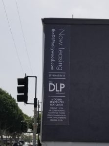Read more about the article DLP Hollywood Oversize Banners for North Oak Property Management