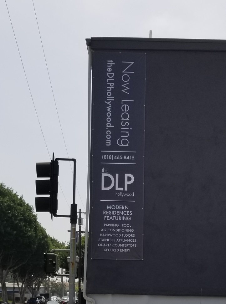 You are currently viewing DLP Hollywood Oversize Banners for North Oak Property Management