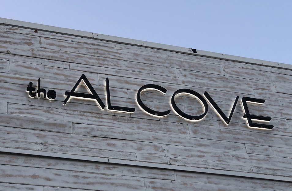 You are currently viewing Edge Lit Letters for The Alcove in Malibu