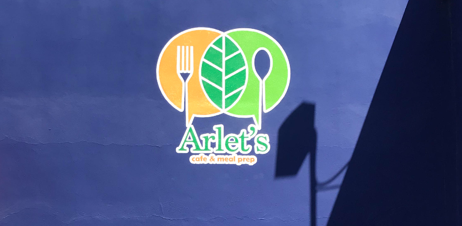 You are currently viewing Hand-Painted Building Sign for Arlet’s Cafe and Meal Prep in Chatsworth