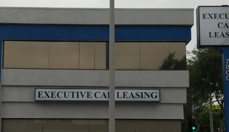 You are currently viewing Lightbox Inserts for Executive Car Leasing in West Hollywood