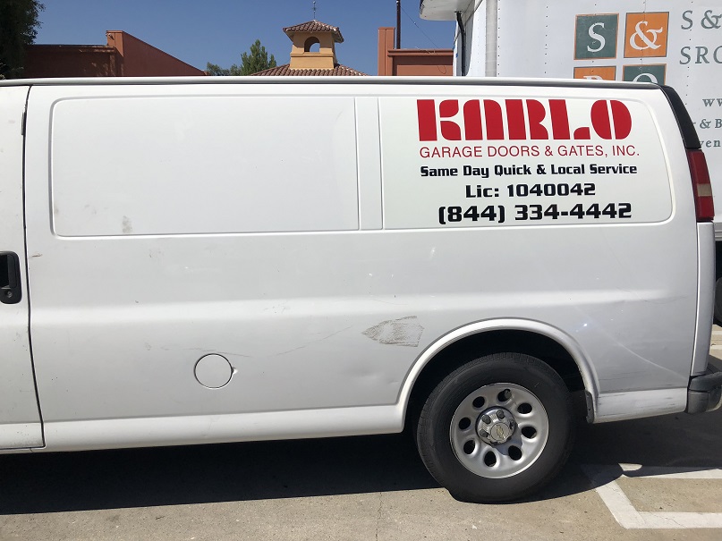 You are currently viewing Vinyl Vehicle Lettering for Karlo Garage Doors & Gates in Los Angeles