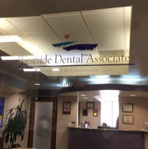 Read more about the article Vinyl Window Graphics for Les Latner DDS in West Los Angeles