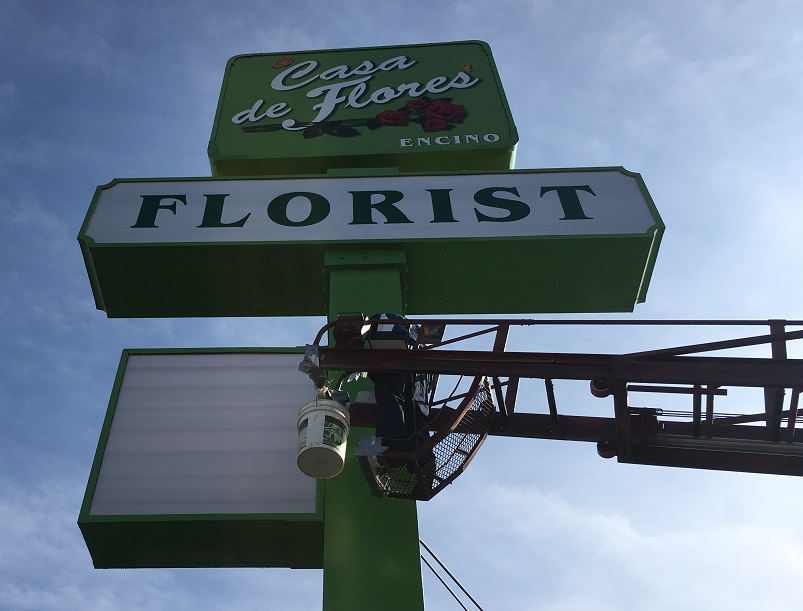 You are currently viewing Reader Board for Casa de Flores Pylon Signage