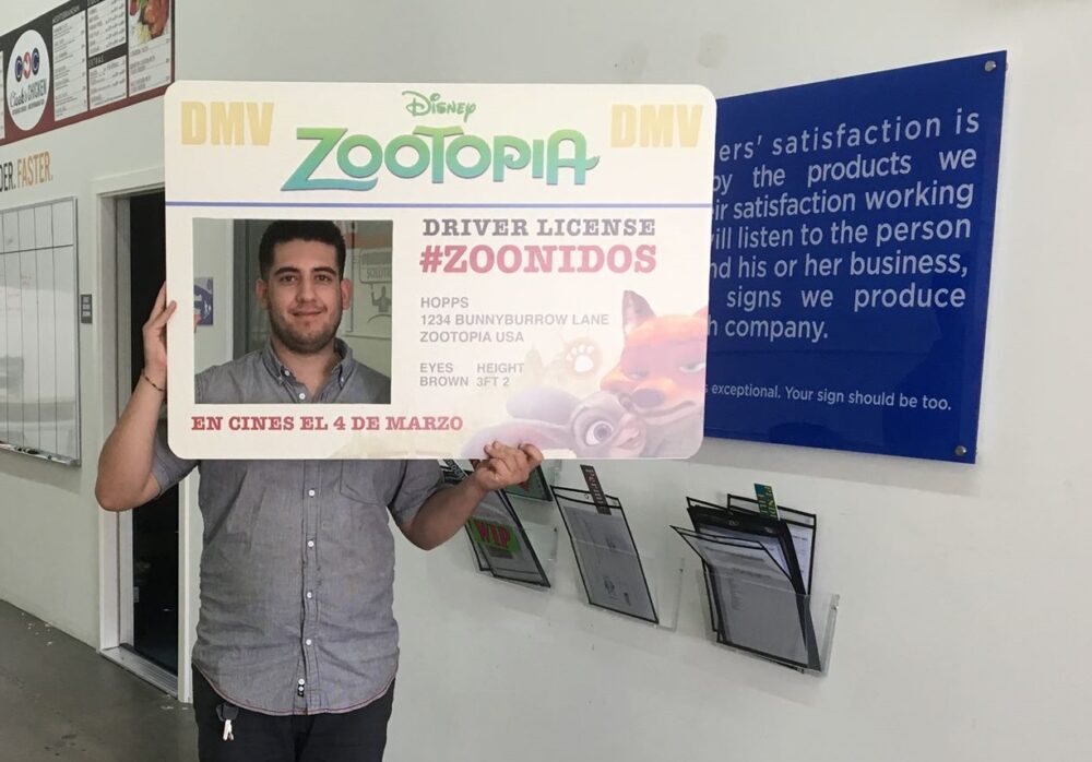 Photo Op and Selfie Magnet Signs to Boost Brand Visibility