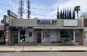 Read more about the article Gaspar Insurance Services / B&F Storefront Sign in Woodland Hills