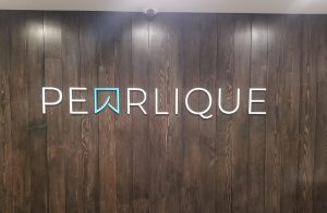 Read more about the article Dimensional Acrylic Lobby Sign for Pearlique Dental in Downtown Los Angeles