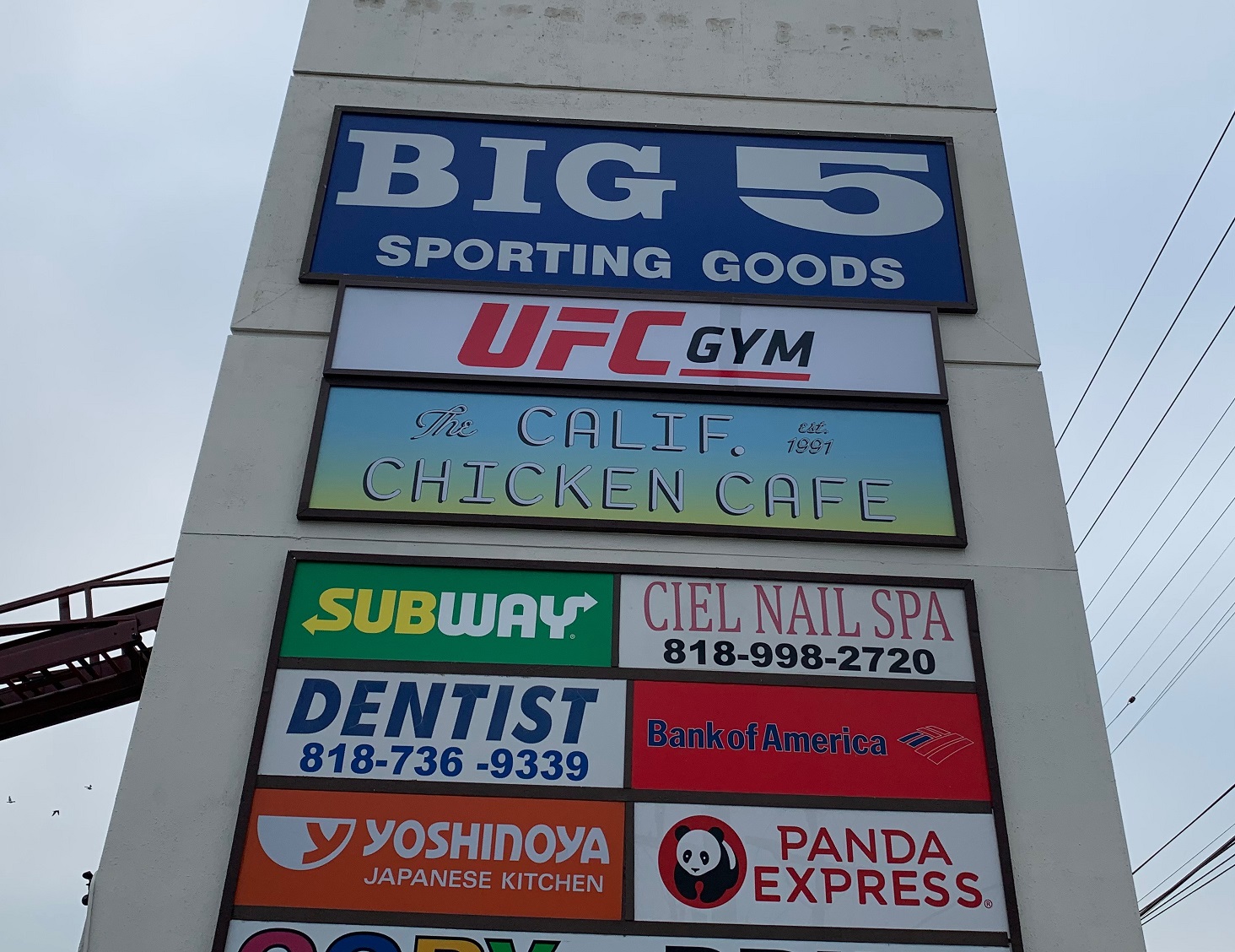 You are currently viewing UFC Gym Northridge Pylon Lightbox