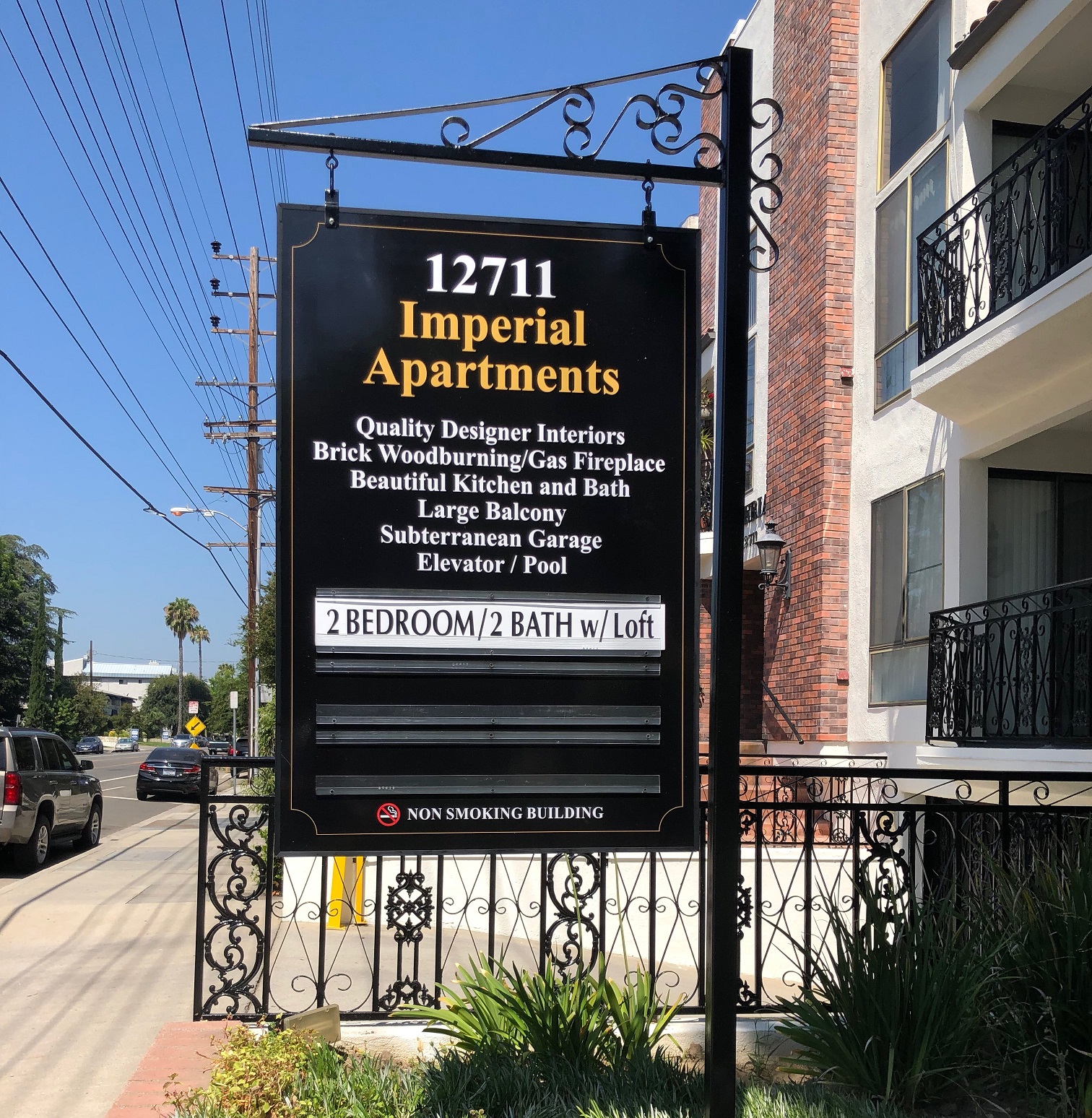 You are currently viewing Post and Panel Sign for Imperial Apartments in Studio City