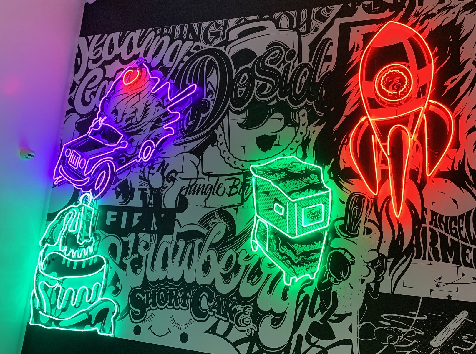 You are currently viewing Rocket, Shopping Cart and Ice Cream Neon Wall Signs for Jungle Boy in Los Angeles