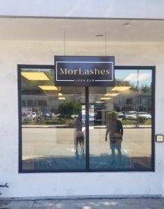 Read more about the article Custom Business Signs for MorLashes in Tarzana