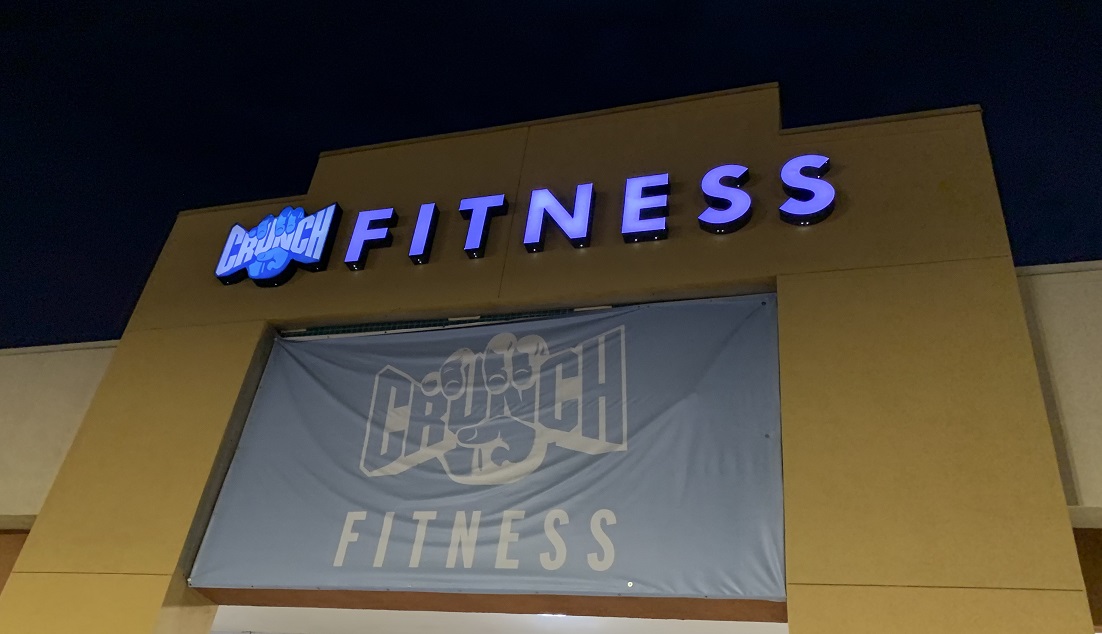 You are currently viewing Channel Letters Repair for Crunch Fitness in Northridge