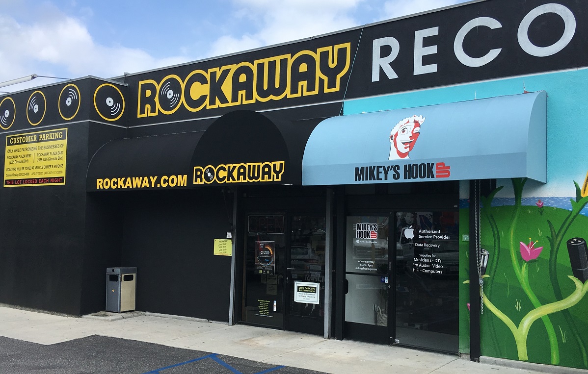 You are currently viewing Custom Sign Awning for Rockaway Records in Glendale