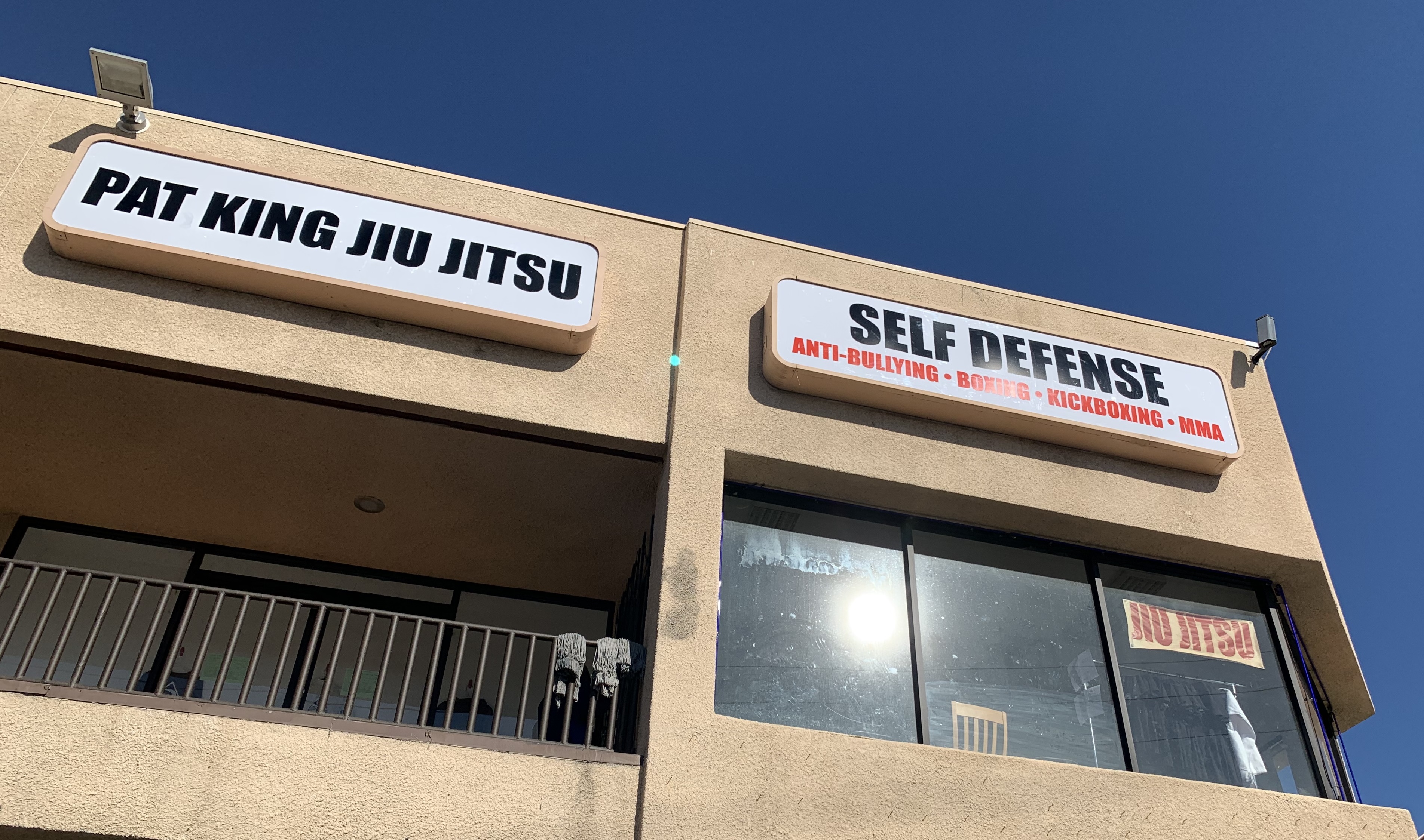 You are currently viewing Lightbox Gym Signs for Pat King Jiu Jitsu in Northridge