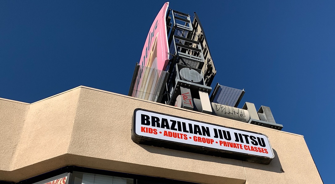You are currently viewing Gym Lightbox Sign for Pat King Jiu Jitsu in Northridge