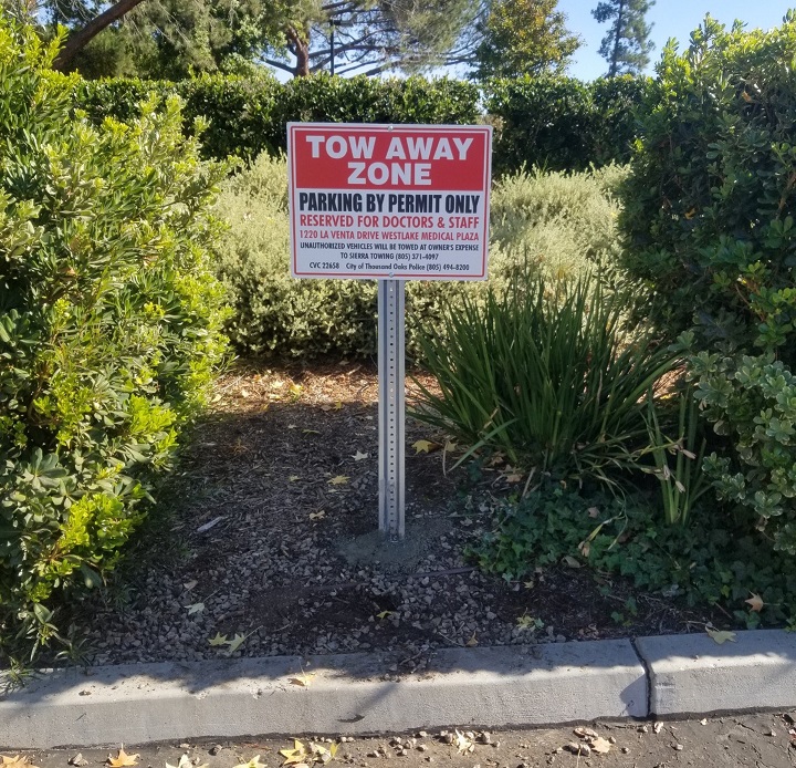 You are currently viewing Tow Away Sign for Anchor Health in Thousand Oaks