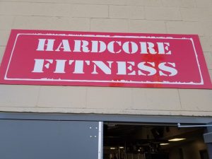 Read more about the article Custom Parking Lot Sign for Hardcore Fitness in Northridge