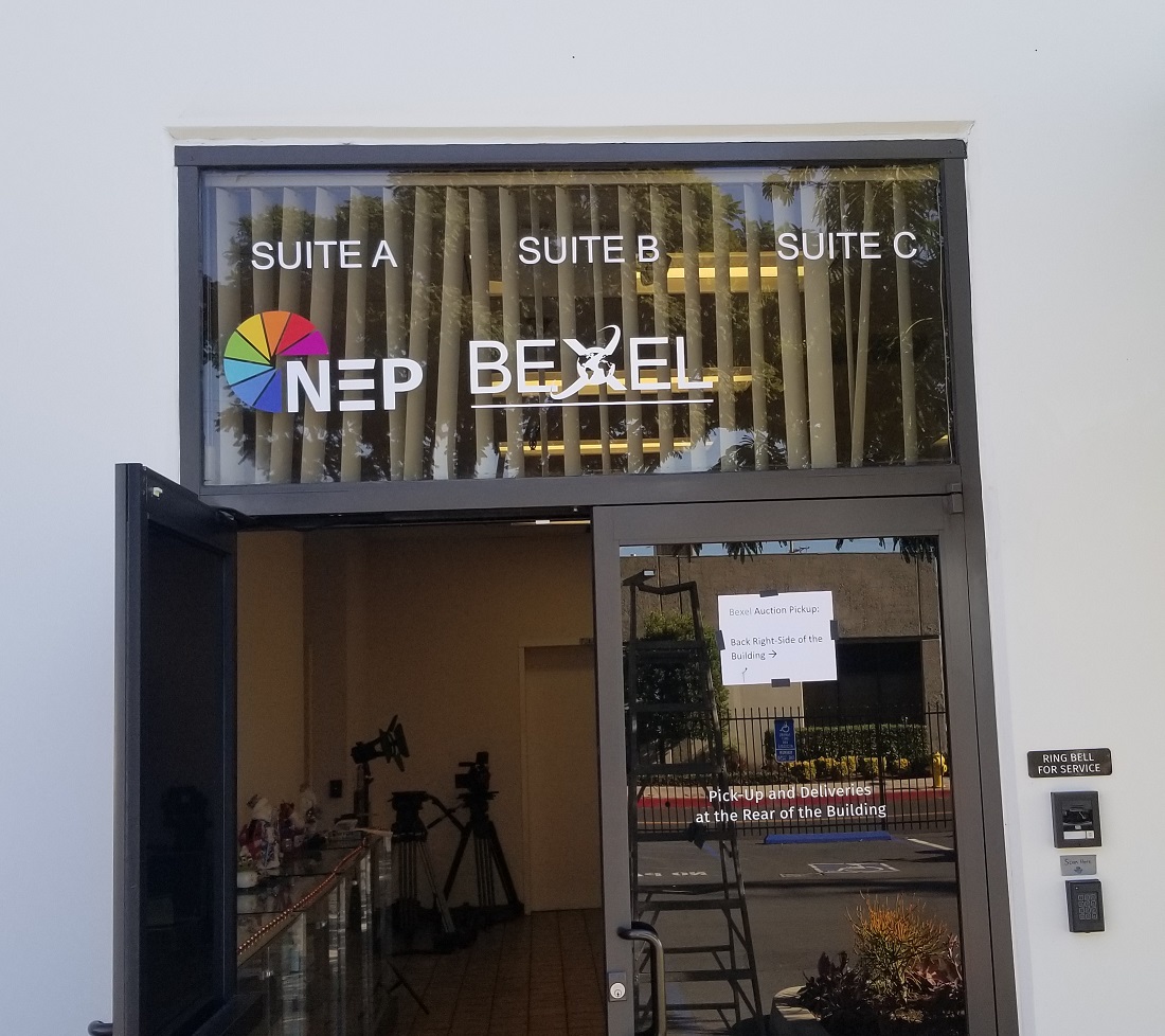 You are currently viewing Door Window Graphics for Bexel in San Fernando Valley