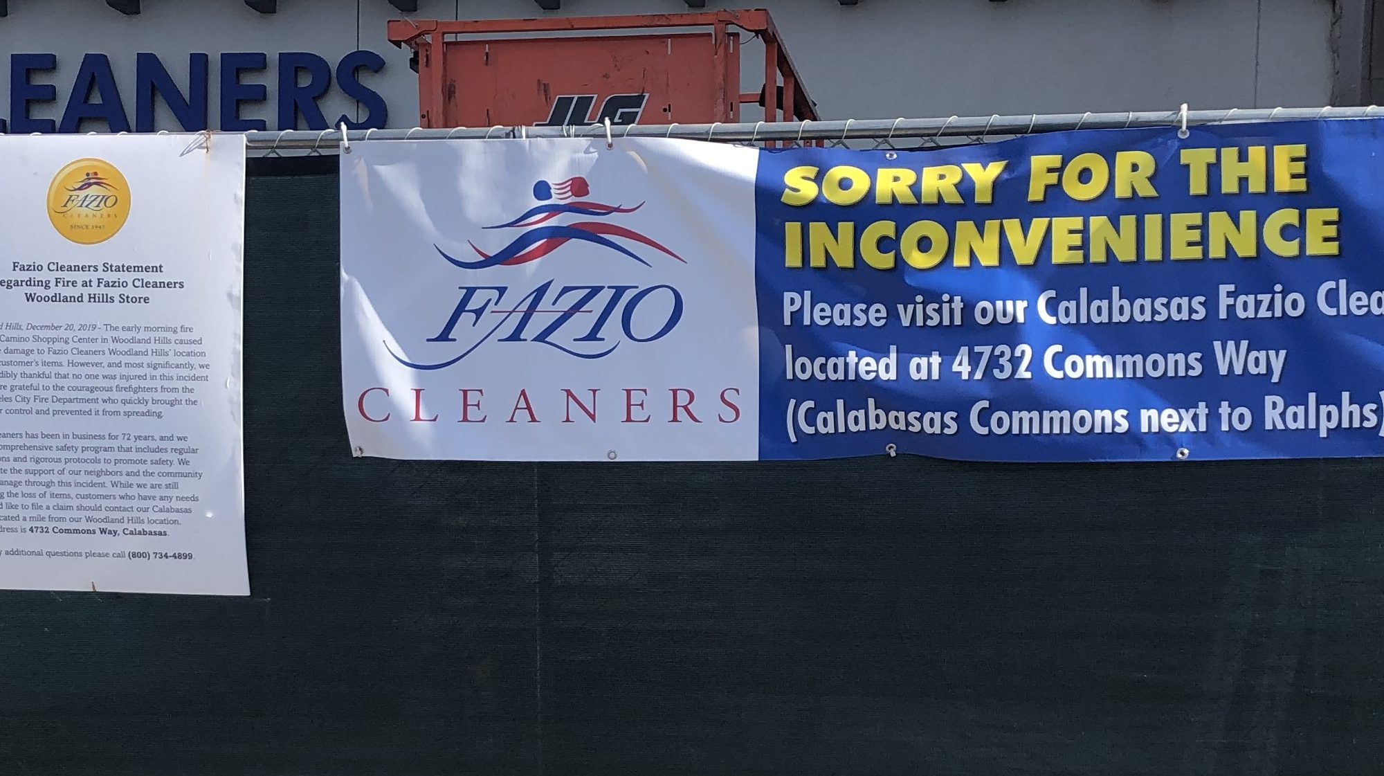 Announcement Banner For Fazio Cleaners In Woodland Hills Premium