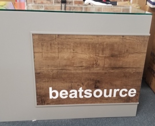 You are currently viewing Vinyl Lettering Lobby Signs for Beatsource in Beverly Hills