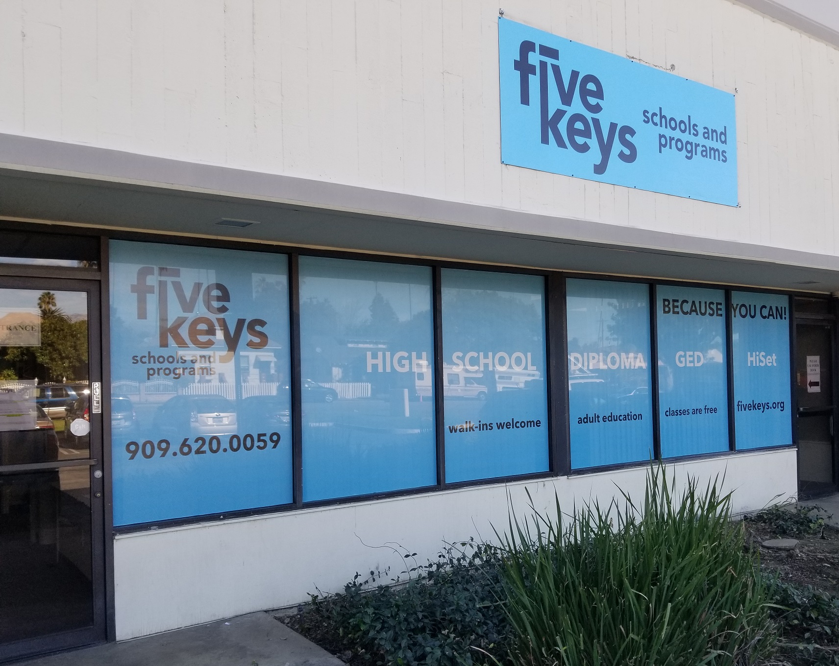 You are currently viewing Custom Metal Business Sign and Window Graphics for Five Keys in Pomona