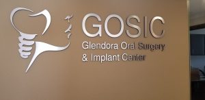 Read more about the article Dental Clinic Lobby Sign for Glendora Oral Surgery