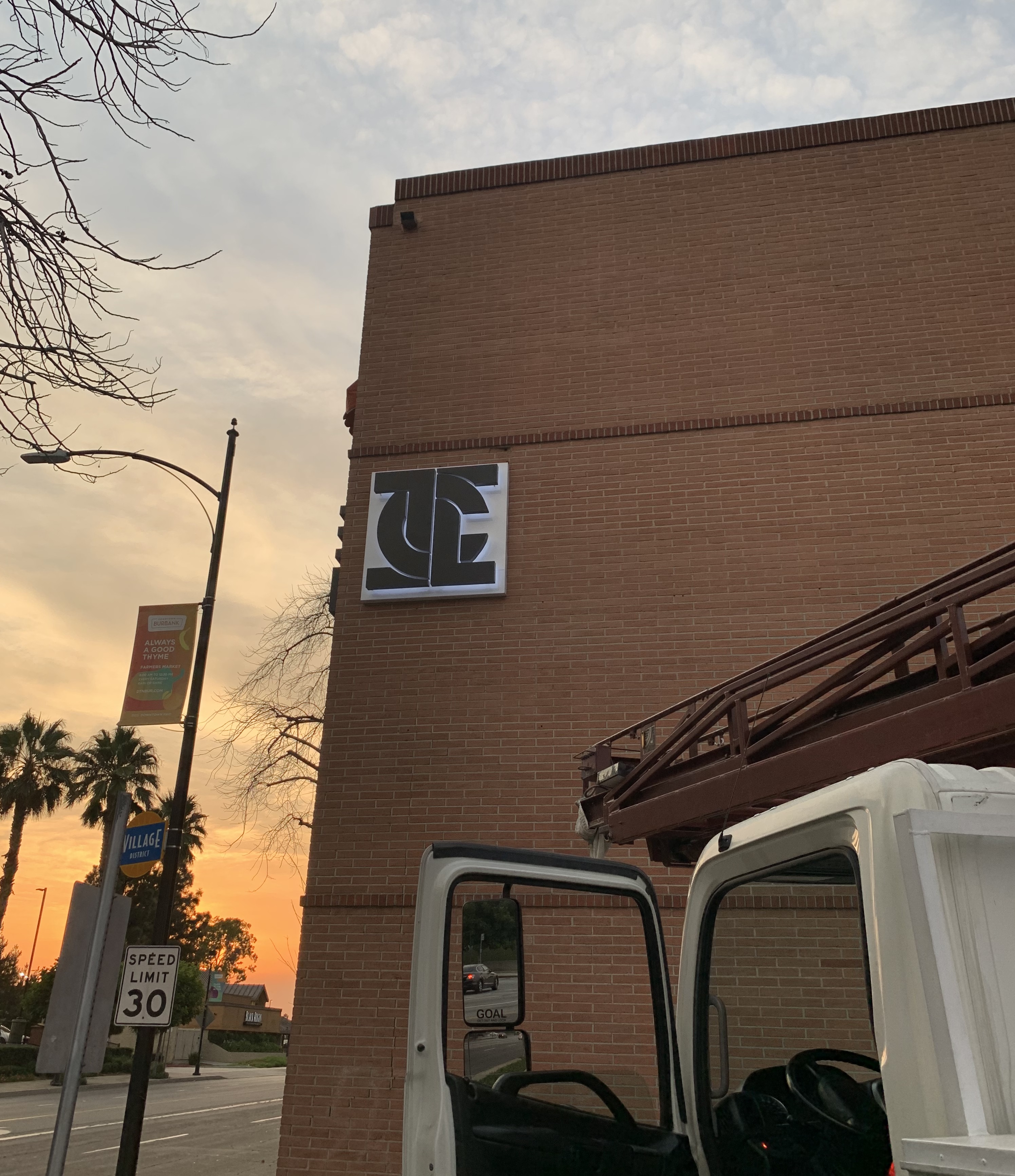 This halo lit brand logo sign is part of Premium Sign Solutions' ongoing business sign package and office design package for Icon Collective in Burbank.