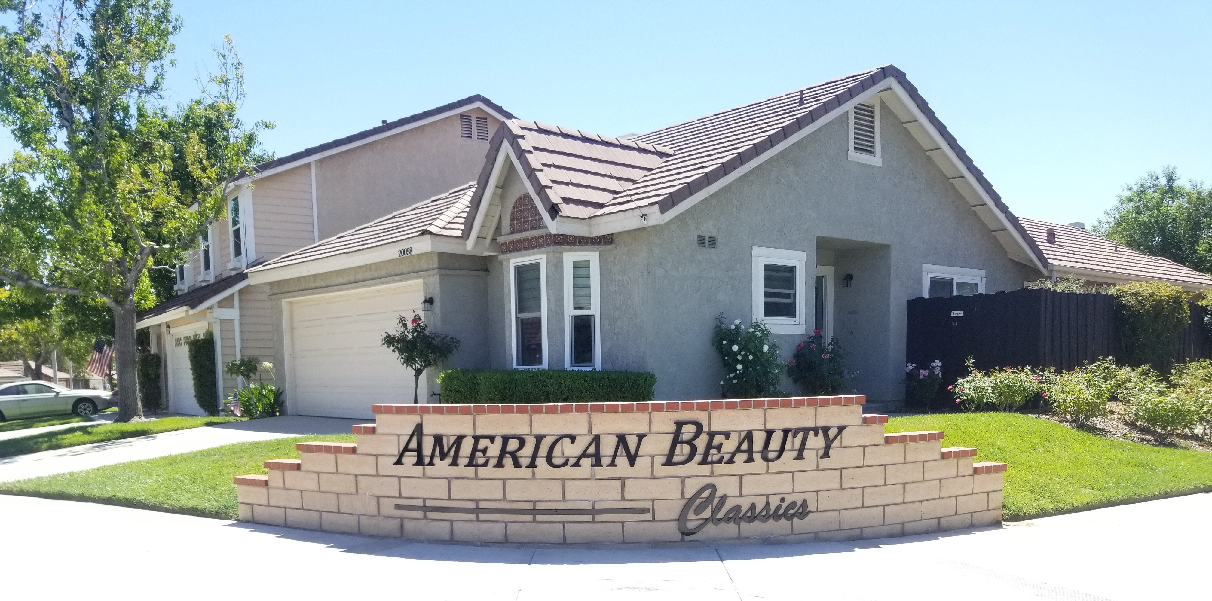 Read more about the article Streetside Dimensional Letters for American Beauty Classics in Canyon Country