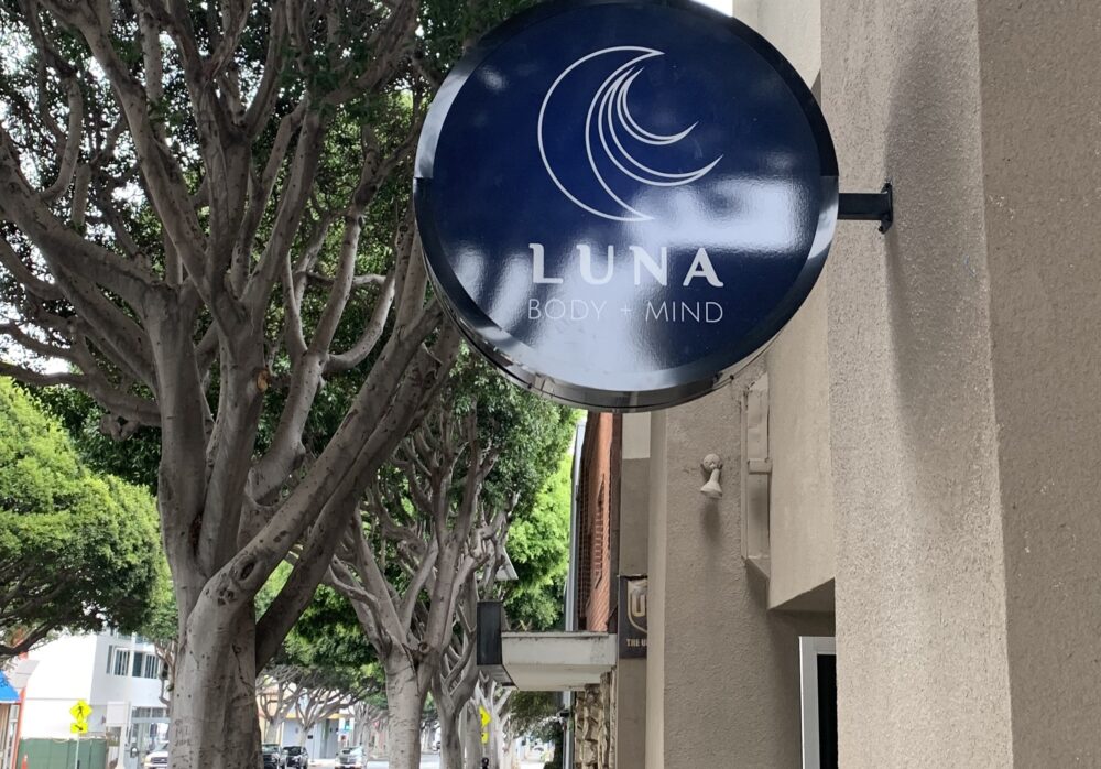 Blade Sign for Luna Wellness in Santa Monica