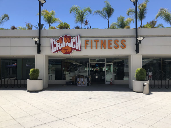 Exterior Illuminated Lighbox and Channel Letter Crunch Fitness Sign Gym Sign Package Los Angeles Sign Company Premium Sign Solutions Southern California Sign Makers