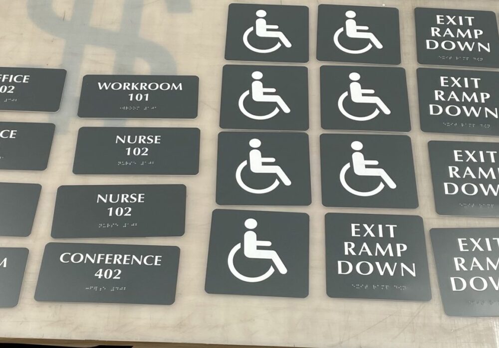 Braille Signs for Sinanian Development in Tarzana