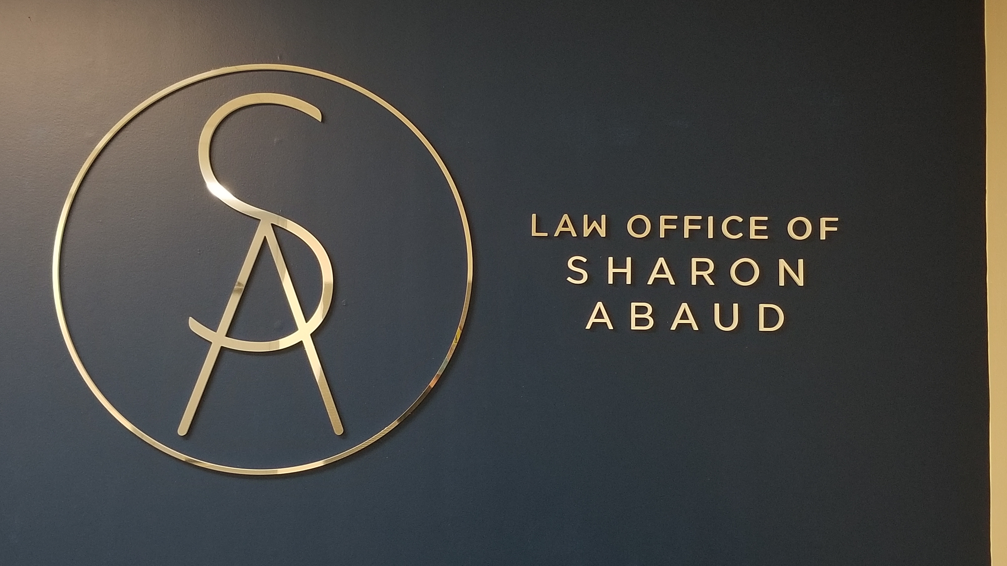 Read more about the article Laser-Cut Acrylic Lobby Sign for Sharon Abaud in Torrance