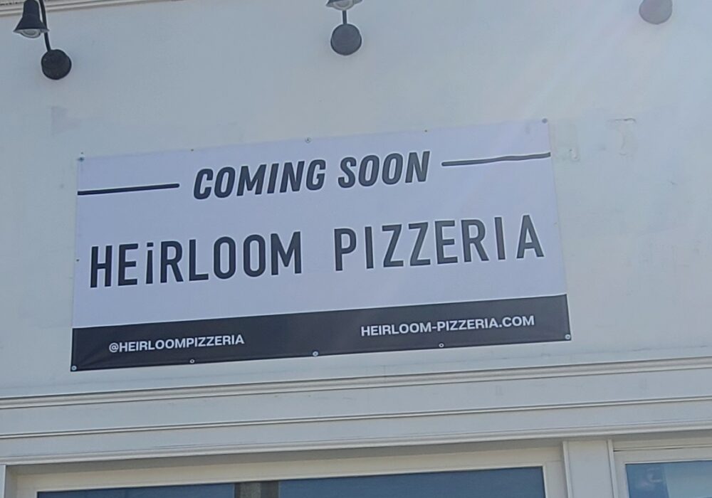 Temporary Banner for Heirloom Pizza in Melrose