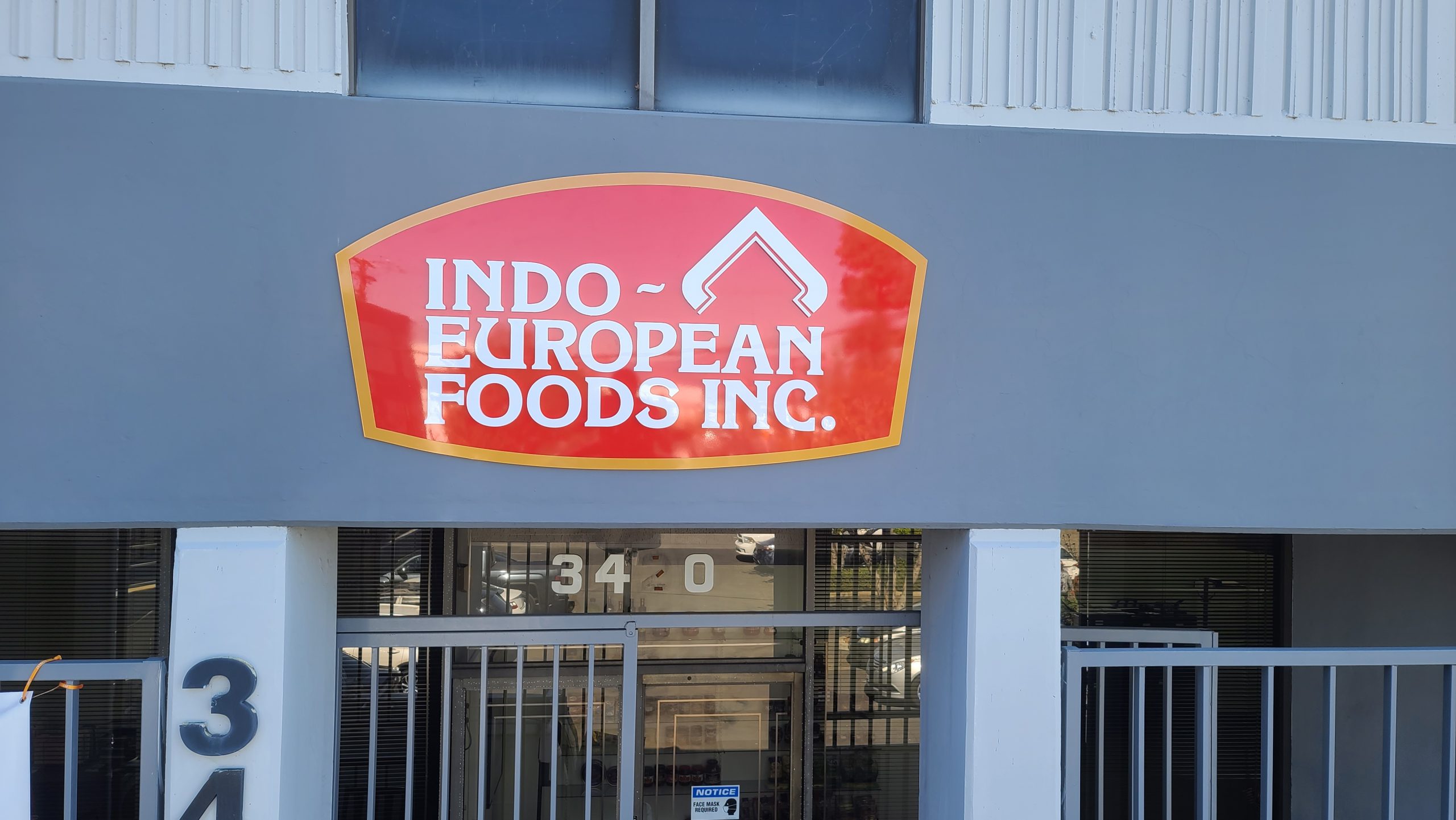 With this custom business sign package Indo-European's establishment in Commerce looks more visually attractive.