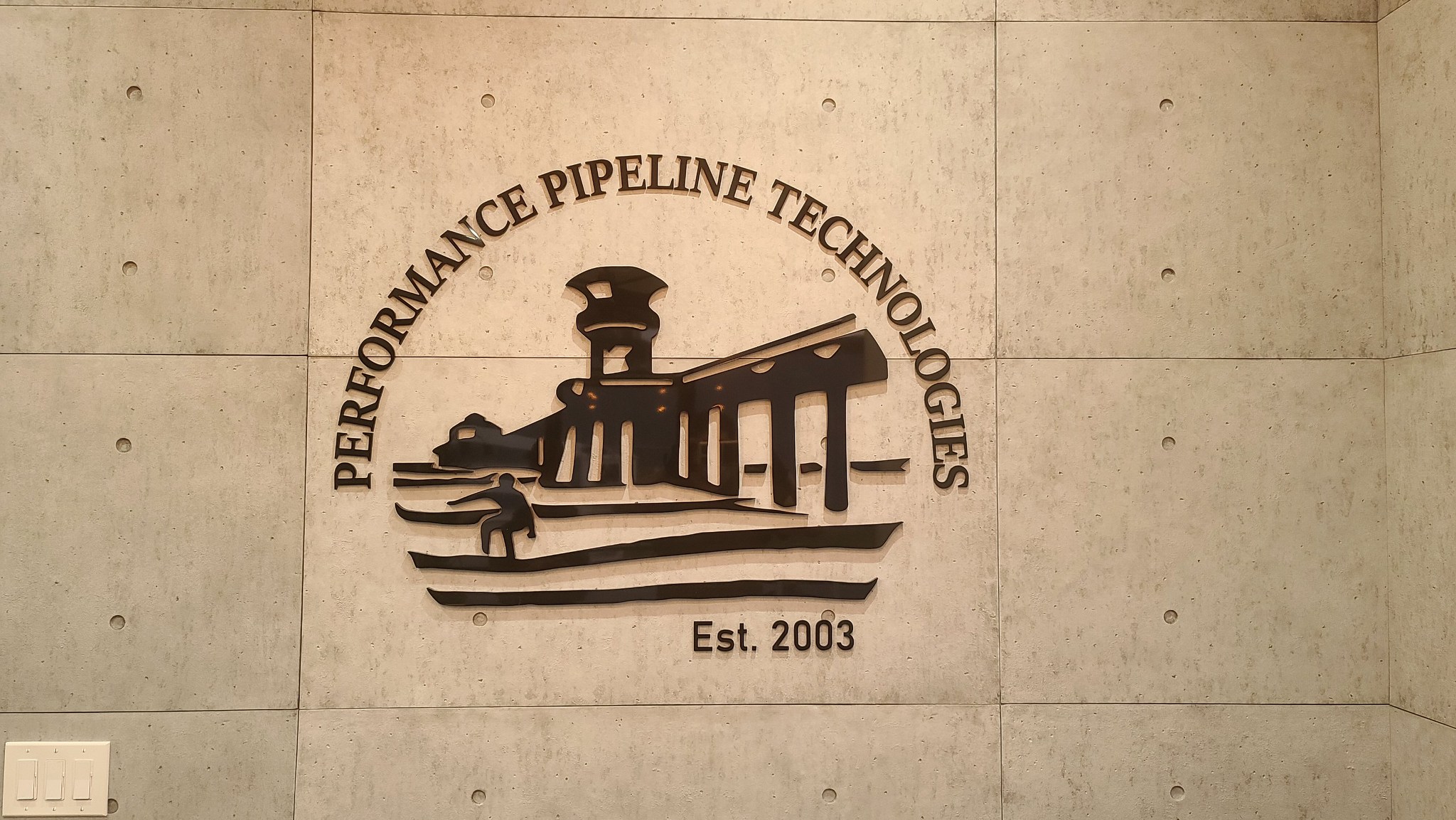 You are currently viewing Office Lobby Sign for Performance Pipeline in Huntington Beach