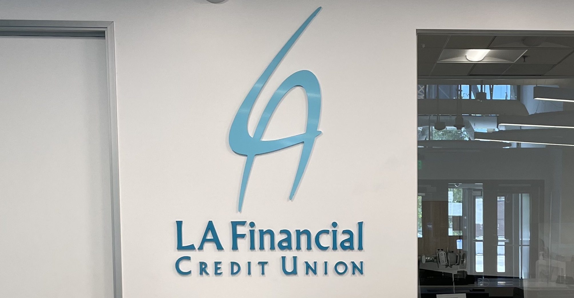 Read more about the article Lobby Sign for LA Financial