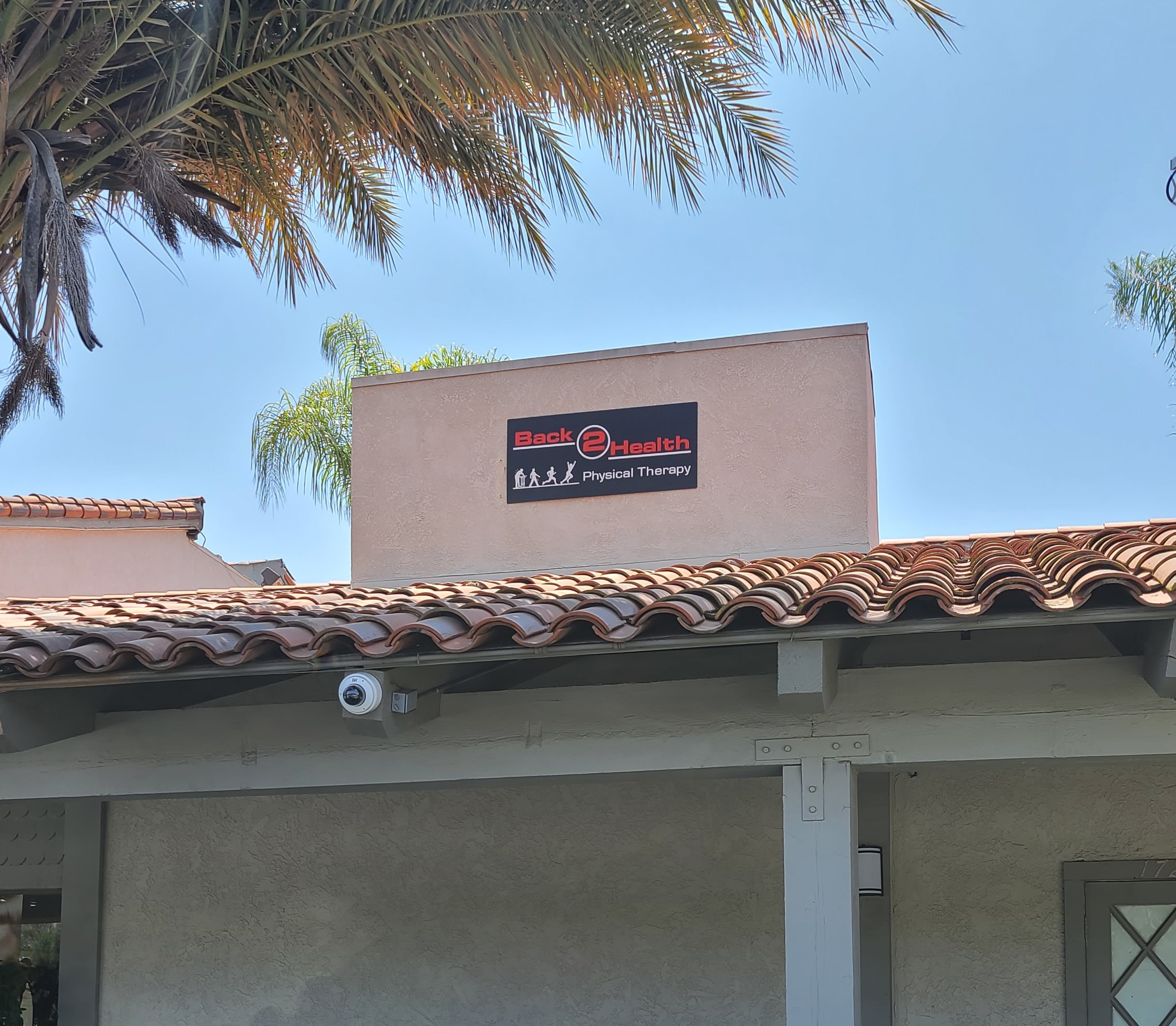 You are currently viewing Exterior Signs for Back 2 Health in Encino