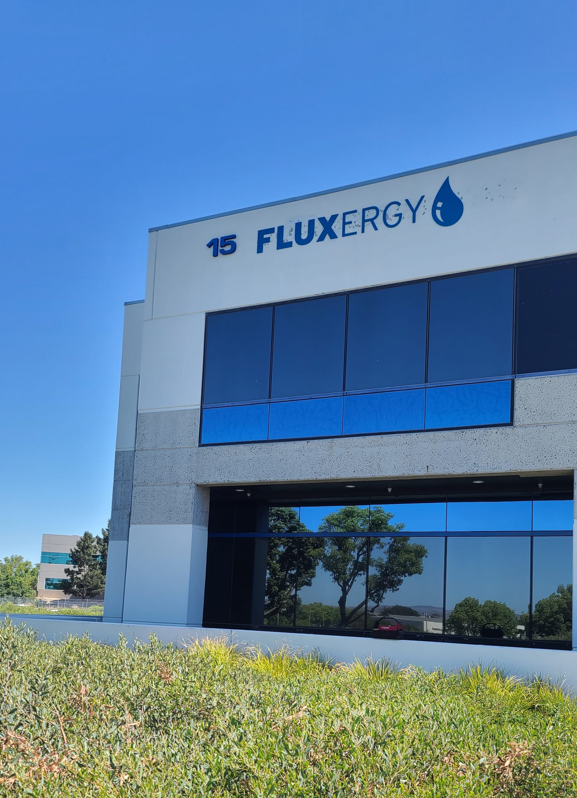 These are the exterior dimensional letter sign sets we fabricated and installed for Fluxergy as part of a sign package for their Irvine building.