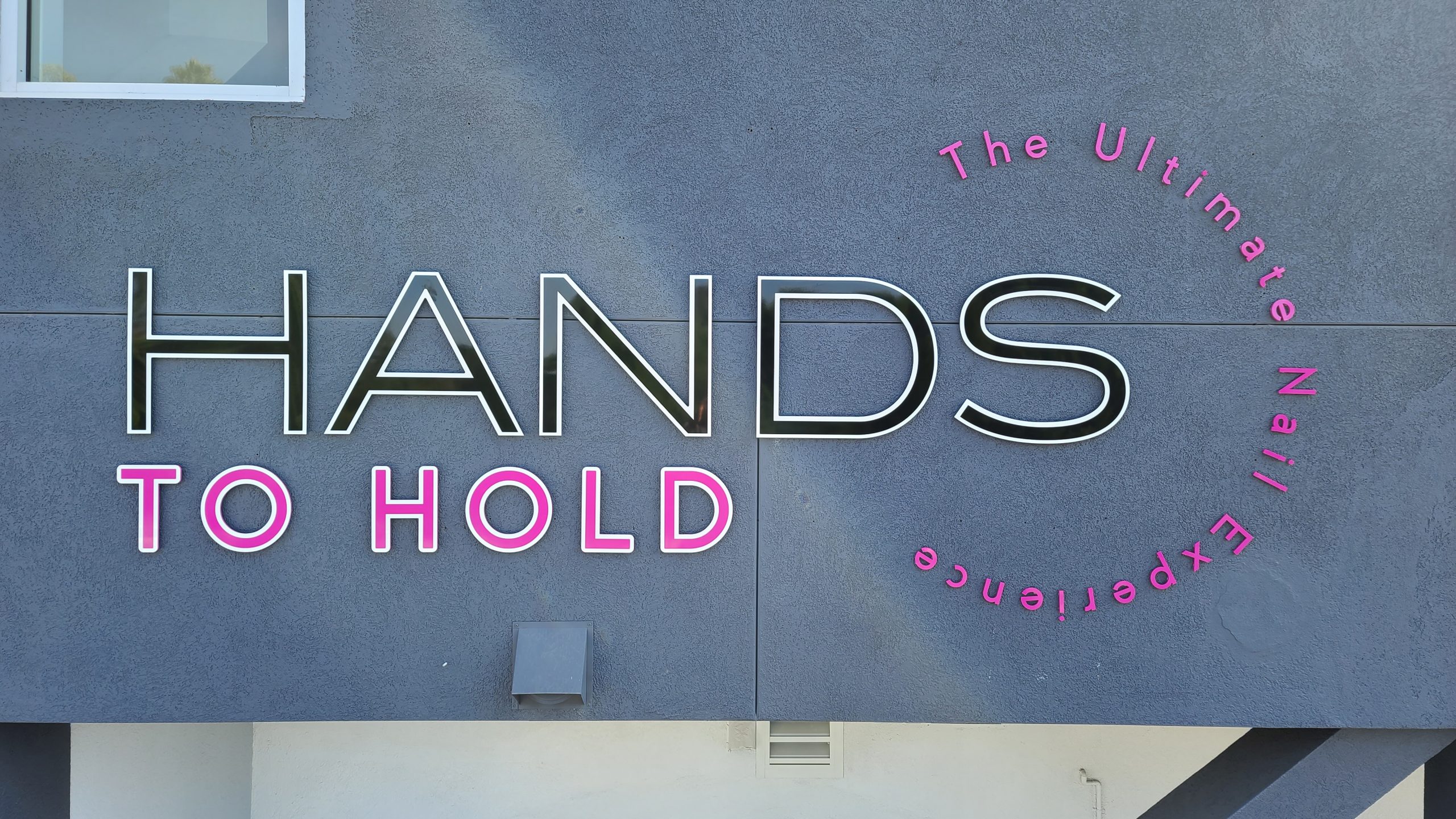 You are currently viewing Salon Sign for Hands to Hold in Encino Courtyard