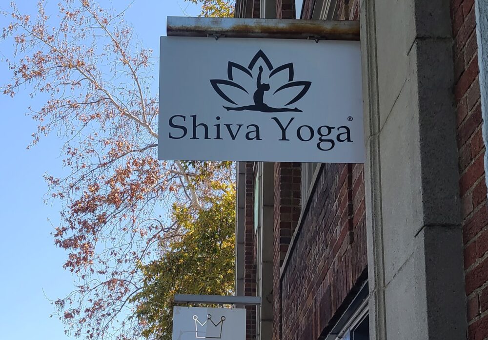 Blade Sign for Shiva Yoga in West Hollywood