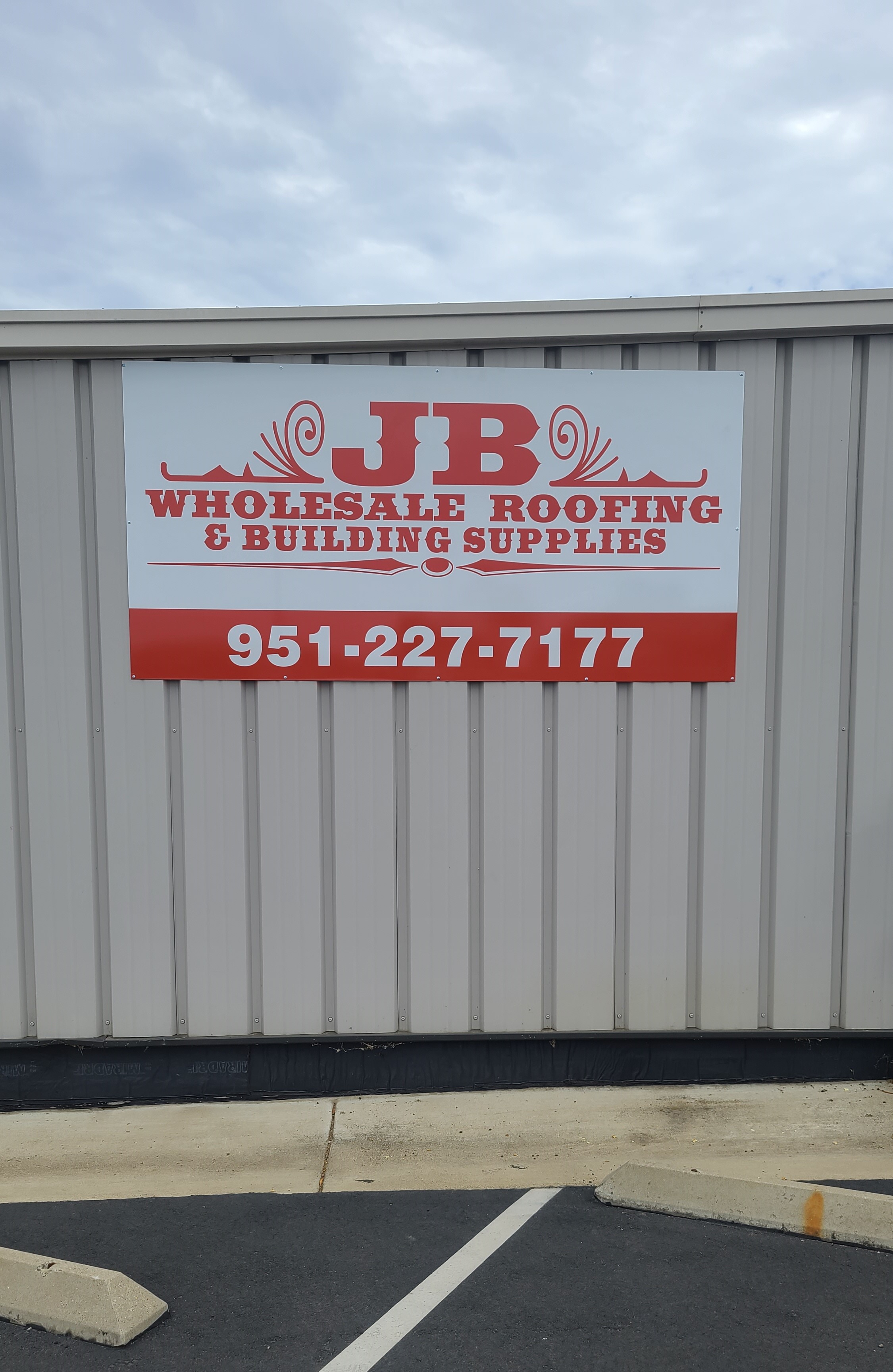Read more about the article Metal Panel Sign for for JB Wholesale Roofing’s Parking Lot in Murrieta