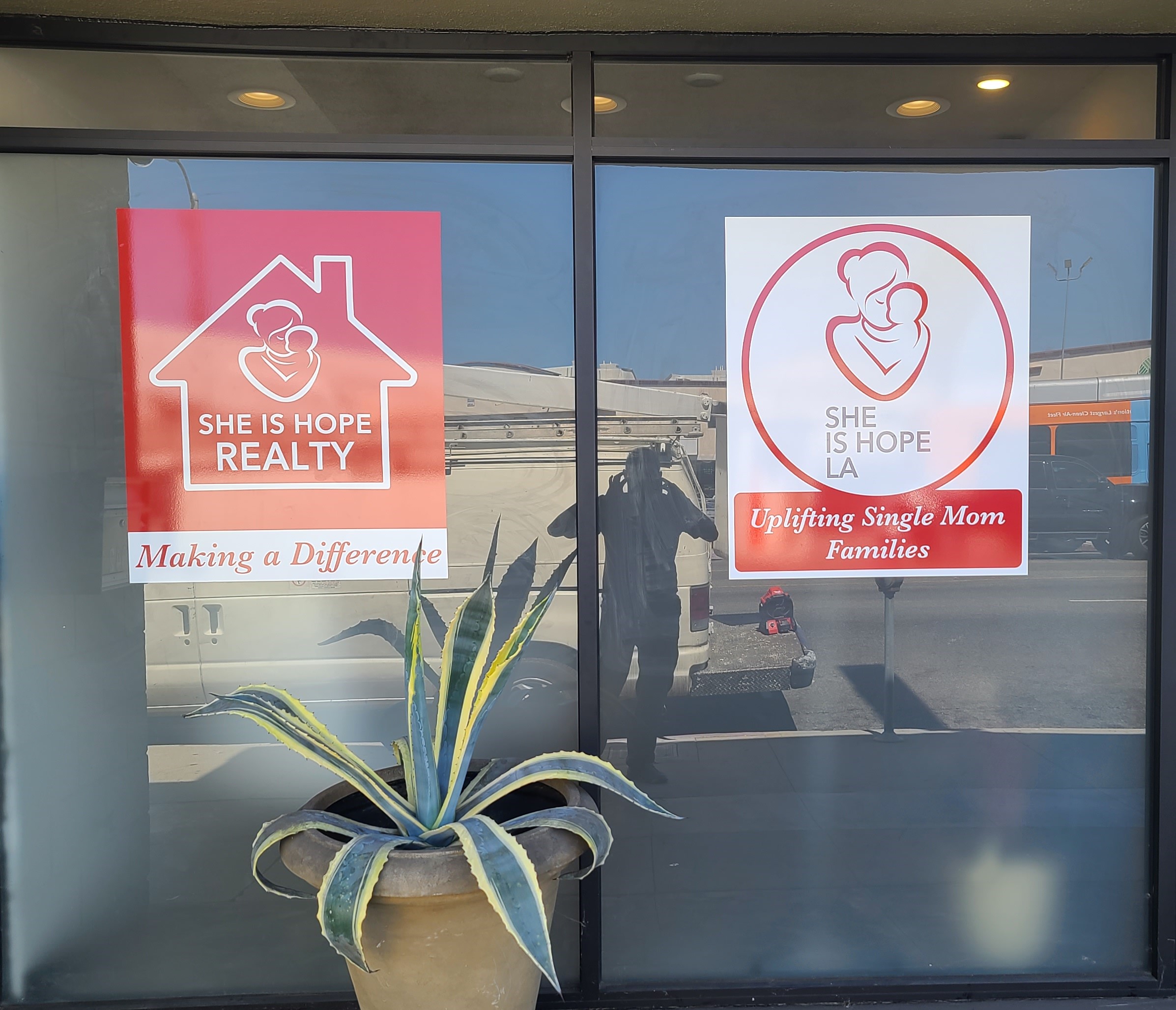 More from our sign package for She is Hope Realty, these window graphics adorn their Encino office entrance and display their brand to attract more clients.