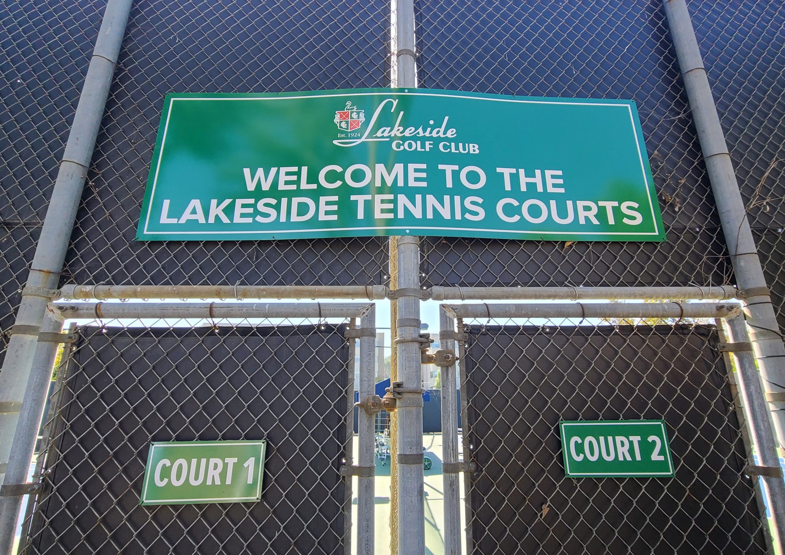 This dibond sign package is for the tennis court as well as for park signage for Lakeside Golf Club in Burbank.