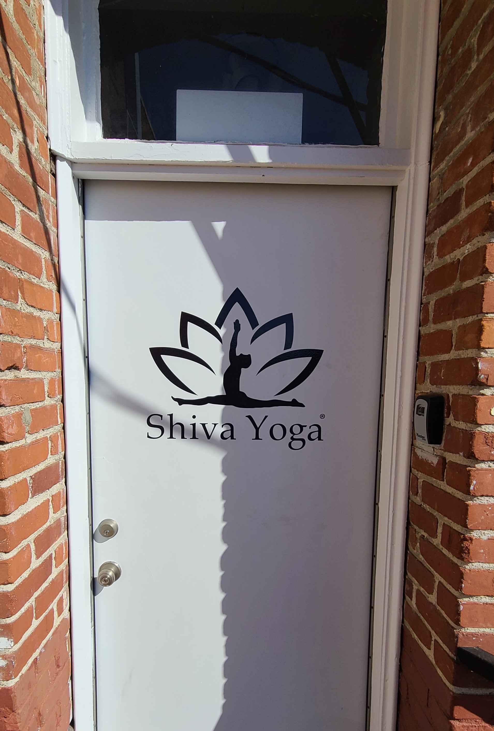 Read more about the article Door Vinyl Graphics for Shiva Yoga in West Hollywood