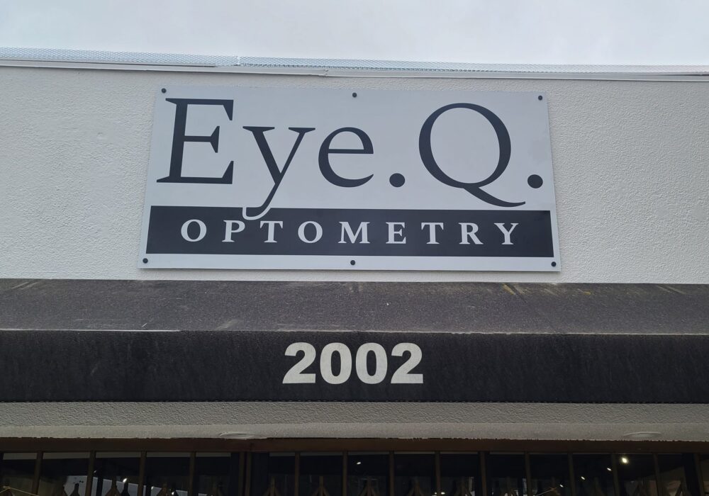 Hand-Painted Sign for Eye Q Optometry in Los Angeles
