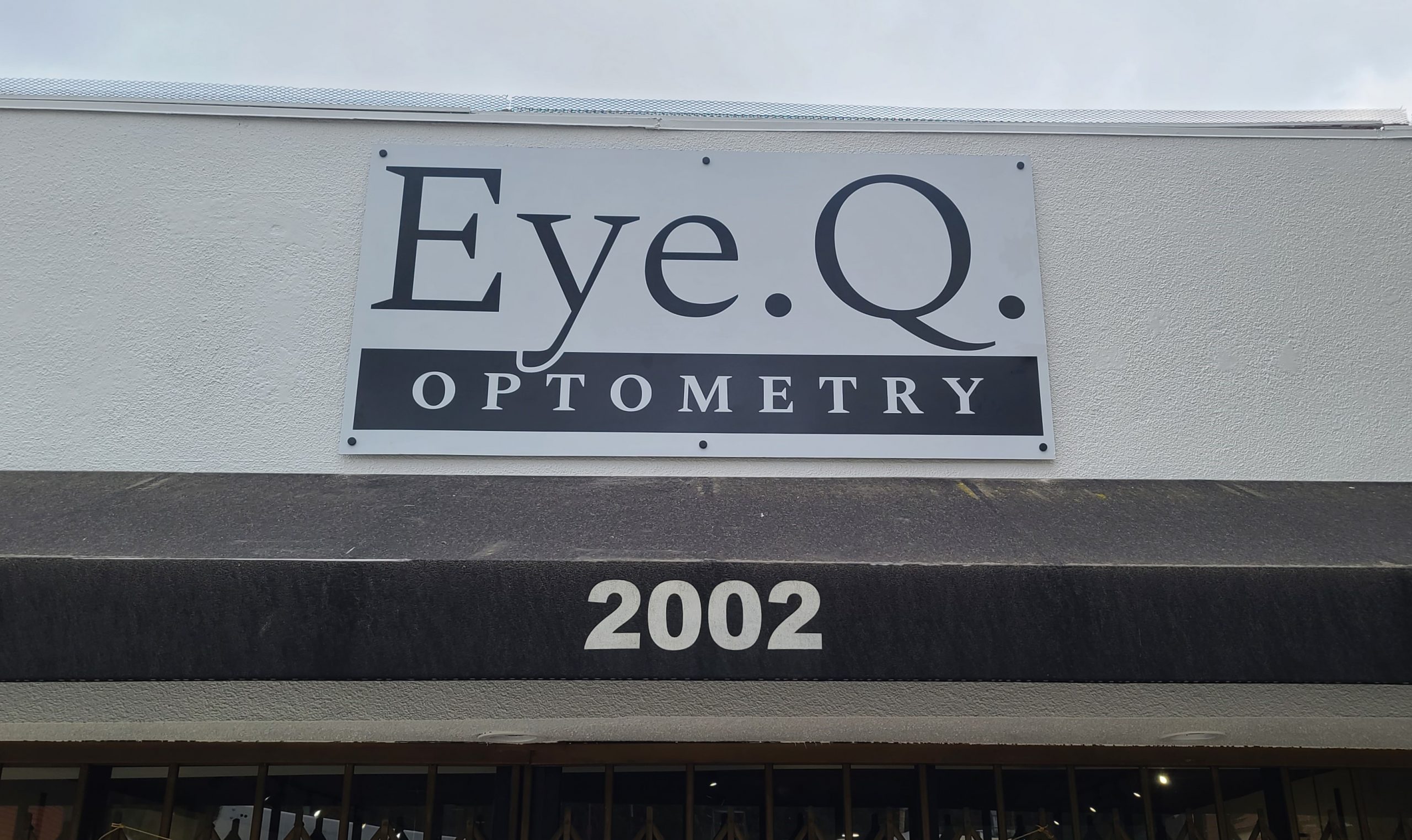 Our hand-painted sign for Eye Q Optometry in Los Angeles. Because nothing can replace the attention to detail that comes with hand-painted designs.