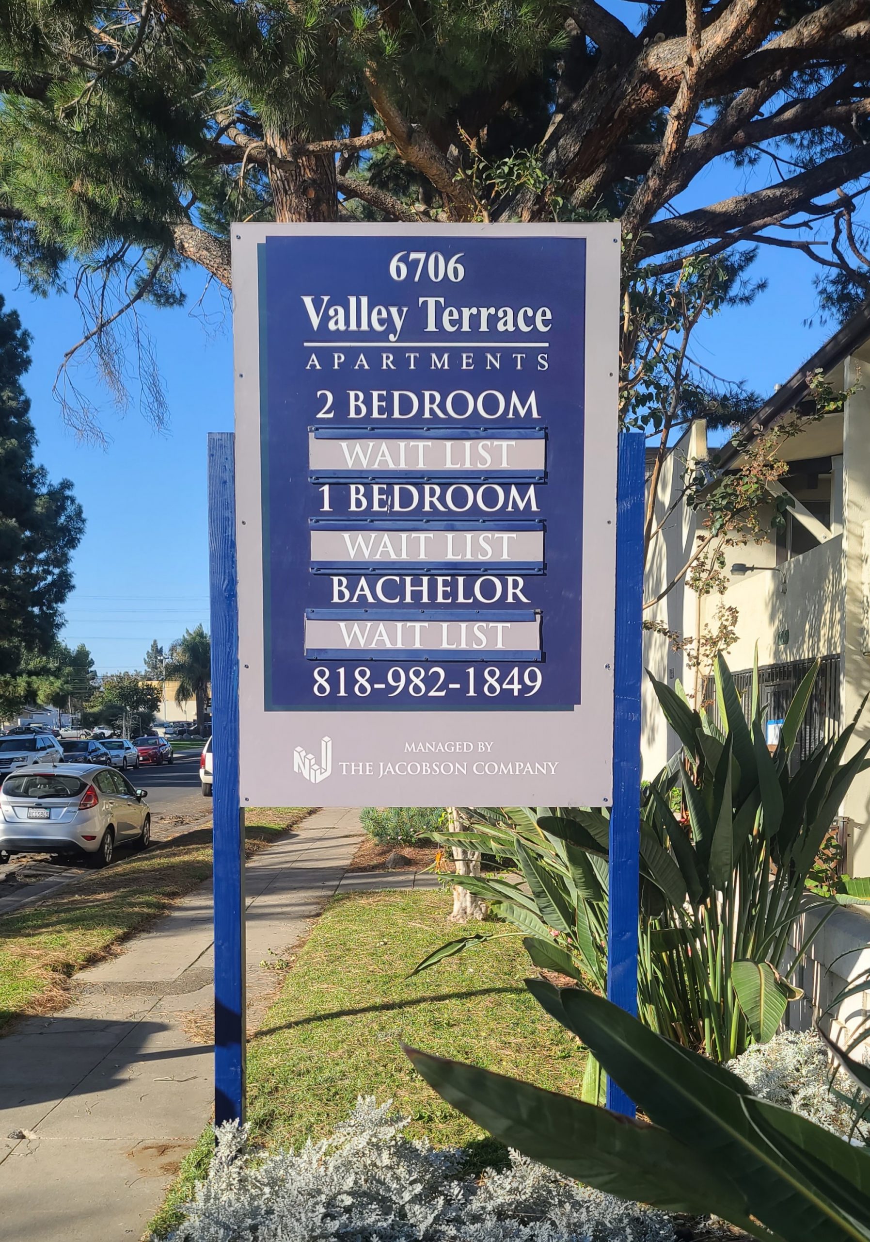 You are currently viewing Post and Panel Sign Reinstallation for The Jacobson Company in North Hollywood
