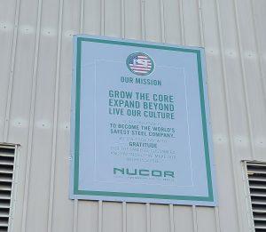Read more about the article Company Banners Encouraging Safety for  Hannibal Nucor in Vernon